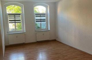 Wohnung mieten in Strasse Des Friedens, 04720 Döbeln, Lichtdurchflutete 2-Zimmer-Wohnung im Erdgeschoss – ca. 60 m² mit Balkon!