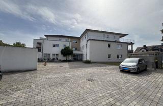 Wohnung kaufen in 66271 Kleinblittersdorf, Barrierefreie 2 ZKB Wohnung mit EBK, Terrasse und Stellplatz, ab 55+