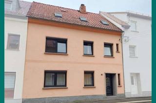 Haus kaufen in Albertstraße 18, 08371 Glauchau, VB ! Teilsaniertes gepflegtes Wohnhaus ca. 150 m² Wohnfläche, große Dachterrasse u. zwei Garagen