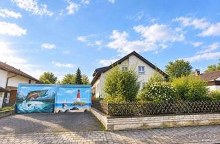 Haus kaufen in 85051 Ingolstadt, *Attraktives Zweifamilienhaus in Zuchering*Eigenheim oder Kapitalanlage *Viel Potenzial*