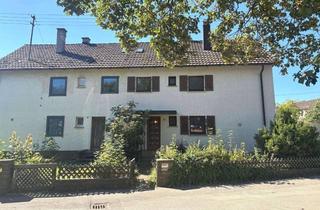 Doppelhaushälfte kaufen in 71069 Sindelfingen, Doppelhaushälfte mit großem Grundstück, 3 Garagen und viel Gestaltungspotenzial