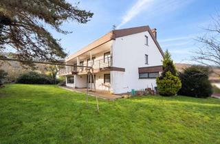 Haus kaufen in 66802 Überherrn, Freistehendes Wohnensemble,für drei Generationen mit großem Garten