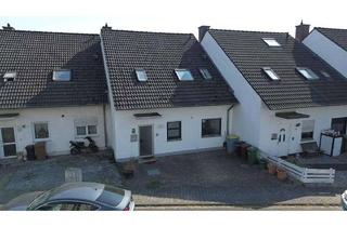 Reihenhaus kaufen in Im Stockborn 22, 63505 Langenselbold, Renoviertes Reihenhaus mit Ausbaupotential in Langenselbold!