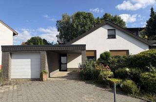 Villa kaufen in 32289 Rödinghausen, Charmante Villa mit viel Platz und besonderem Wohnambiente in Rödinghausen