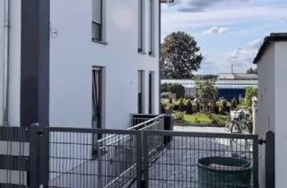 Haus kaufen in 64390 Erzhausen, Energiesparhaus in Erzhausen (Baujahr 2015) in Feldrandlage mit Möglichkeit einer ELW