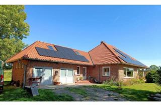 Haus kaufen in 24327 Blekendorf, Blick über die Wiesen nahe Ostsee und Holsteinische Schweiz