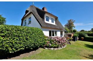 Haus kaufen in 25980 Sylt, Charmantes Friesenhaus unter Reet