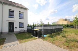 Haus kaufen in 64521 Groß-Gerau, Modernes Reihenendhaus mit viel Platz für die ganze Familie in Groß-Gerau-Dornheim