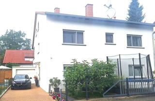 Haus mieten in 69207 Sandhausen, Wohnen wie im eigenen Haus – Erdgeschosswohnung mit Garten, Garage & eigener Zufahrt