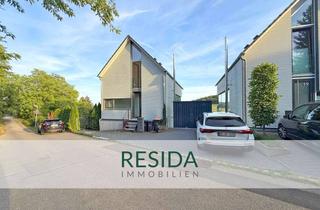 Haus mieten in 71093 Weil im Schönbuch, Exclusive Glass Estate with Panoramic Views, Sauna & 15 Min to Panzer Kaserne