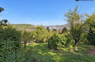 Grundstück zu kaufen in 70329 Hedelfingen, ** PERFEKT: ca. 729 qm inkl. Ausblick * Stpl. * gr. Terrasse * eingezäunt * Häußchen * S-Hedelfingen