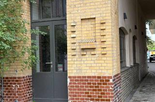 Geschäftslokal mieten in Köpenicker Str. 40-41, 10179 Mitte, * kleine Ladenfläche im EISWERK *