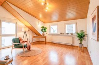 Haus kaufen in 64291 Darmstadt, Raum für Ihre Visionen: Zweifamilienhaus mit Entwicklungspotenzial