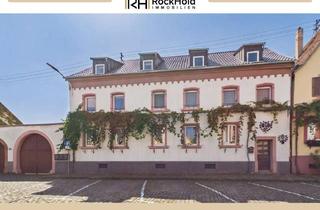 Wohnung kaufen in 67480 Edenkoben, Wohnen am Ludwigsplatz: Großzügige Wohnung mit toller Terrasse und Dachspitz!