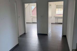 Wohnung mieten in 58119 Hohenlimburg, Helle 3-Zimmer-Dachgeschosswohnung in Hagen-Hohenlimburg