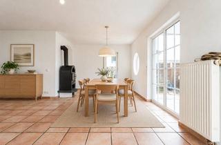 Doppelhaushälfte kaufen in Neuer Weg 12/1, 75223 Niefern-Öschelbronn, Bezugsfreie Doppelhaushälfte mit Garten, Doppelgarage und 2 Balkonen in Niefern – provisionsfrei