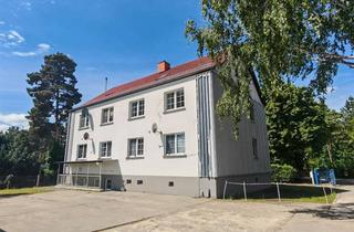 Mehrfamilienhaus kaufen in 03185 Teichland, Mehrfamilienhaus mit 4 Wohneinheiten, 8 Garagen und großem Garten Nähe Cottbuser Ostsee zu verkaufen