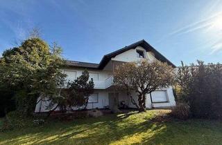Einfamilienhaus kaufen in 63549 Ronneburg, Gediegenes Einfamilienhaus mit Einliegerwohnung und Burgblick in romantischer Wohnlage