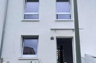 Haus mieten in Richard-Kuch-Strasse 8N, 63452 Hanau, Freundliches Reihenhaus mit fünf Zimmern und EBK in Hanau