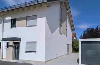 Doppelhaushälfte kaufen in 82515 Wolfratshausen, Stilvoll und modern: Neubau-DHH mit 5 Zimmern in Wolfratshausen
