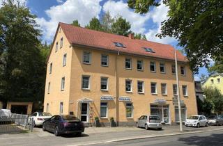 Wohnung mieten in Innere Zwickauer Straße 100, 08062 Zwickau, Gemütliche 4-Raumwhg. mit Tageslichtbad und Balkon in Zwickau! Wallbox für E-Autos am Haus!