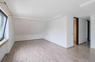 Wohnung kaufen in 32758 Detmold, Bezugsfrei im Ortskern von Pivitsheide - 2-Zimmer-ETW mit Balkon
