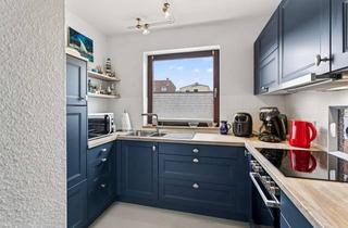 Wohnung kaufen in 24960 Glücksburg, Super zentral und lichtdurchflutet in Glücksburg - Eigentumswohnung mit Stil und Wohnkomfort
