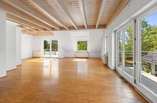 Wohnung kaufen in 88046 Friedrichshafen, Friedrichshafen - Ein Zuhause mit besonderem Freiraum! Maisonette nur wenige Schritte vom Bodensee..
