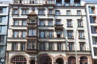 Penthouse kaufen in Chausseestraße 105, 10115 Mitte, Rooftop Penthouse - Elevator - Prime Location - Just 5 Minutes from Friedrichstraße - Bezugsfrei