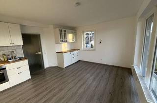 Wohnung kaufen in 24235 Laboe, LABOE, diese wunderschöne 2 Zimmerwohnung im EG als Dauerwohnung mit Terrasse zur Seeseite (48)