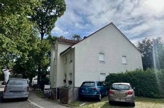 Wohnung kaufen in 15537 Erkner, Vermietete Dachgeschosswohnung mit Südbalkon in ruhiger, grüner Wohnlage von Erkner