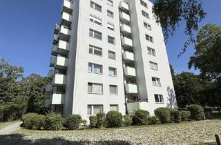 Wohnung kaufen in Haydnstraße 15, 23556 St. Lorenz Nord, Freie gepflegte 2 Zimmer ETW im dritten Stock (Fahrstuhl) mit Balkon