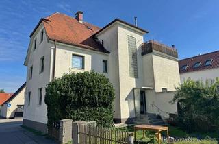 Wohnung kaufen in 84032 Wolfgang, Dachgeschosswohnung mit viel Potenzial und Dachterrasse