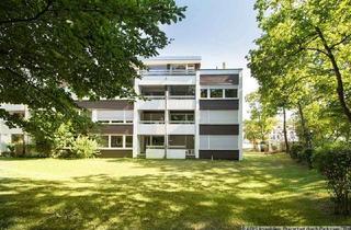 Wohnung kaufen in Lochhamer Str. 69, 82166 Gräfelfing, Rarität mit Potenzial: Renovierungsbedürftige 4-Zi.-Dachterrassenwhg. mit Parkblick in Gräfelfing
