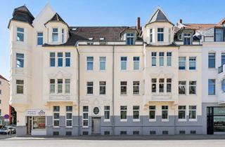 Wohnung kaufen in 30177 List, Nähe Eilenriede - Exklusive 5 Zimmer-Altbauwohnung mit großzügigem Raumgefühl & charmantem Balkon