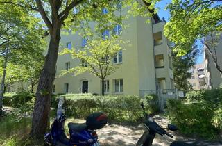 Wohnung kaufen in Bernkastlerstraße 27, 12049 Berlin, Klassische Altbauwohnung: 2,5 Zimmer in Berlin-Lankwitz