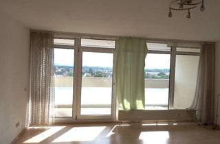 Wohnung kaufen in Rehbachstraße 40, 67141 Neuhofen, Provisionsfrei! Helle 3-Zimmer-Wohnung mit Loggia und Panoramafenstern Nähe Badeweiher