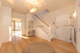Wohnung kaufen in 22559 Rissen, Moderne Maisonette mit Balkon und TG-Stellplatz in ruhiger Lage!