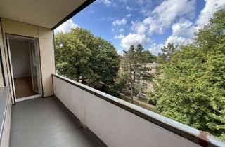 Wohnung mieten in Von-Humboldt-Straße 23, 42549 Velbert, 3 Zimmer mit Balkon im 1.OG in Velbert Birth