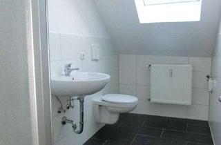 Wohnung mieten in Schlachthofstr. 38, 08371 Glauchau, 2 Zimmer Dachgeschosswohnung, viel Wohnung für wenig Geld, tolles Bad, super Ausblick