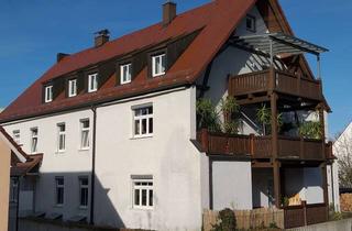 Wohnung mieten in Von-Rehlingen-Str. 27, 86356 Neusäß, Neusäß-Westheim: Teilmöblierte 2-Zi.-Whg. in Altbau mit gehobener Ausstattung
