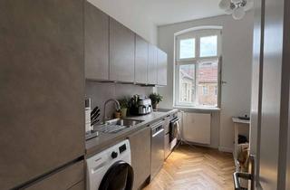 Wohnung mieten in Schönhauser Allee 10437, 10437 Prenzlauer Berg, Charmante, helle Altbauwohnung in Prenzlauer Berg – Untermieter/in gesucht