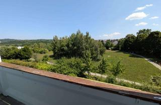 Wohnung mieten in Doktor-Friedrich-Wolf-Straße 59, 08529 Reusa, Modernisierte 3-Raum-Wohnung mit toller Aussicht