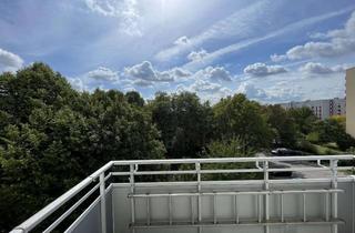 Wohnung mieten in Rheinstraße 157, 45219 Kettwig, 2,5-Zimmer-Dachgeschosswohnung in Essen-Kettwig