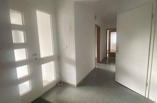 Wohnung mieten in Schillerstraße 13, 69226 Nußloch, Zweizimmerwohnung mit Wohnküche und Terrasse