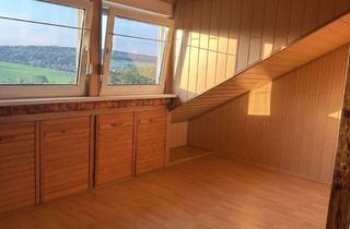 Wohnung mieten in Schäßburger Gasse, 51674 Wiehl, Lichtdurchflutete Dachgeschosswohnung mit großer Dachterrasse und Blick ins Grüne