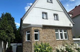 Wohnung mieten in 45134 Stadtwald, Schöne voll möblierte 2-Raum DG-Wohnung mit Balkon und Klimagerät im sanierten Altbau in Stadtwald
