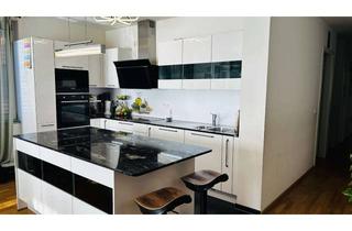 Wohnung mieten in 71634 Ludwigsburg, Neuwertige 4-Zimmer-Wohnung mit Einbauküche in Ludwigsburg Mitte : 1700 € Kaltmiete 300 € Nebenkoste