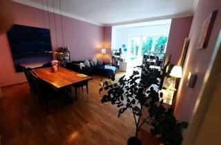 Wohnung mieten in Stadtwald, 50933 Braunsfeld, Charmante, renovierte 2Zi Altbauwohnung mit Südbalkon direkt am Stadtwald.