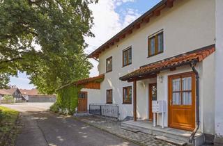 Haus kaufen in 85649 Brunnthal, Großzügigkeit trifft Vielfalt - besonderes Zweifamilienhaus in Brunnthal-Hofolding